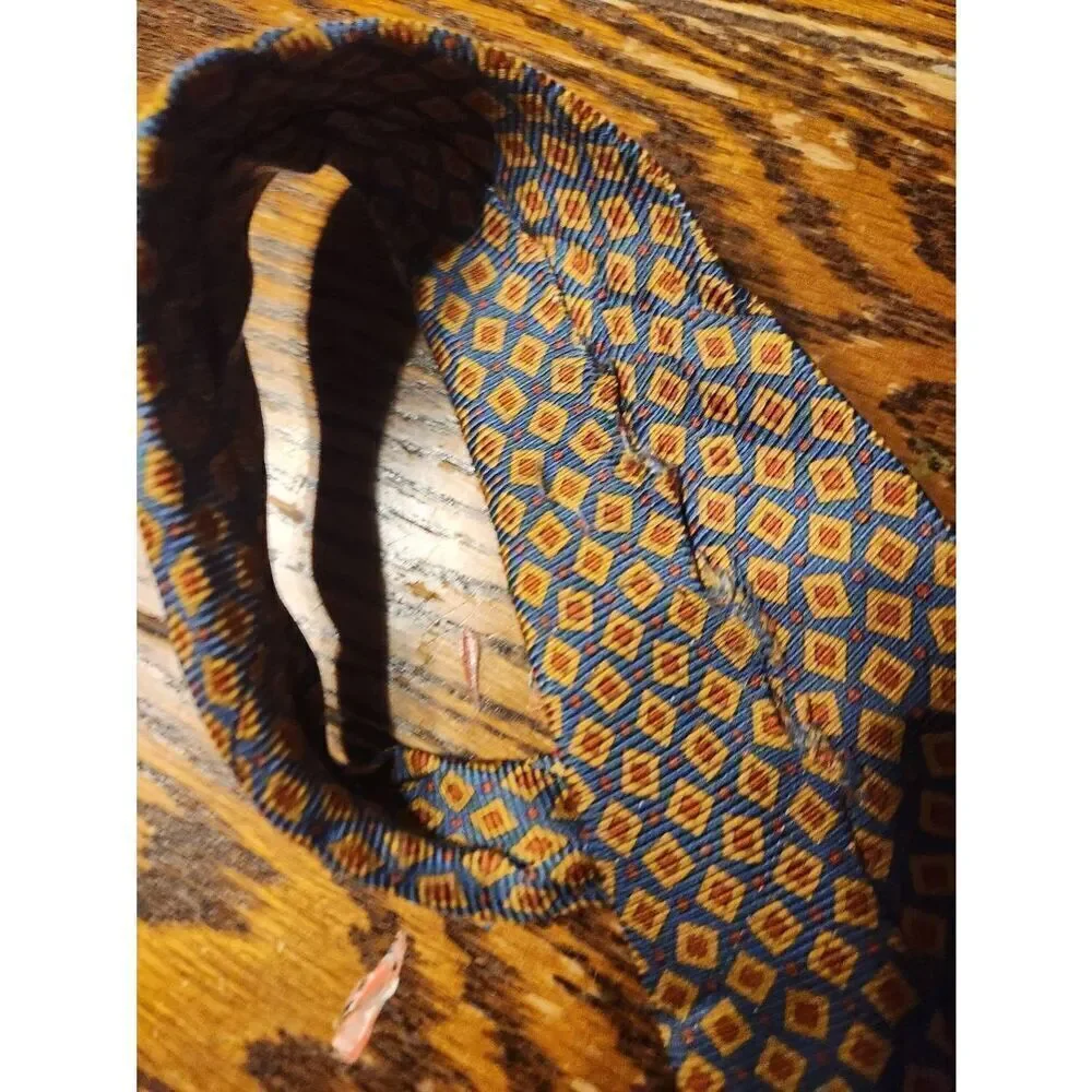 Vintage Burberry men's silk tie